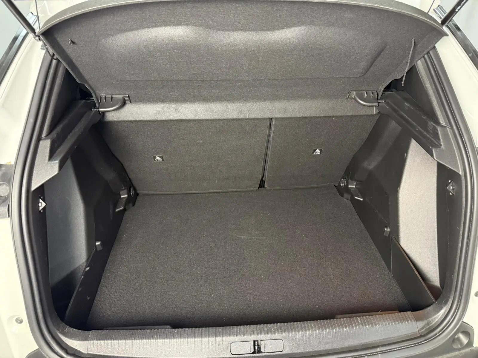 Peugeot 2008 PureTech 100 Active 16