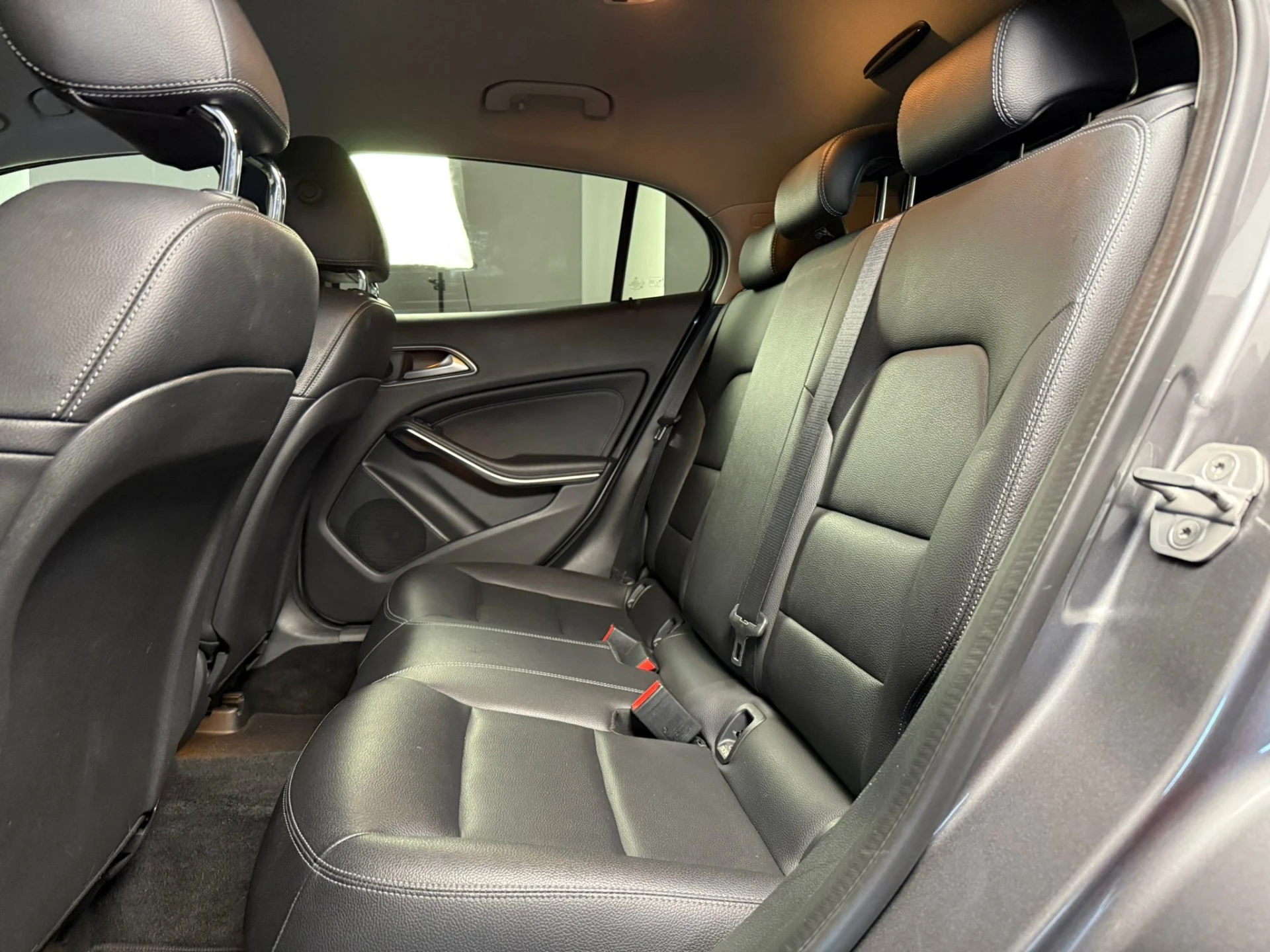 Mercedes-Benz GLA 180 180 d 14