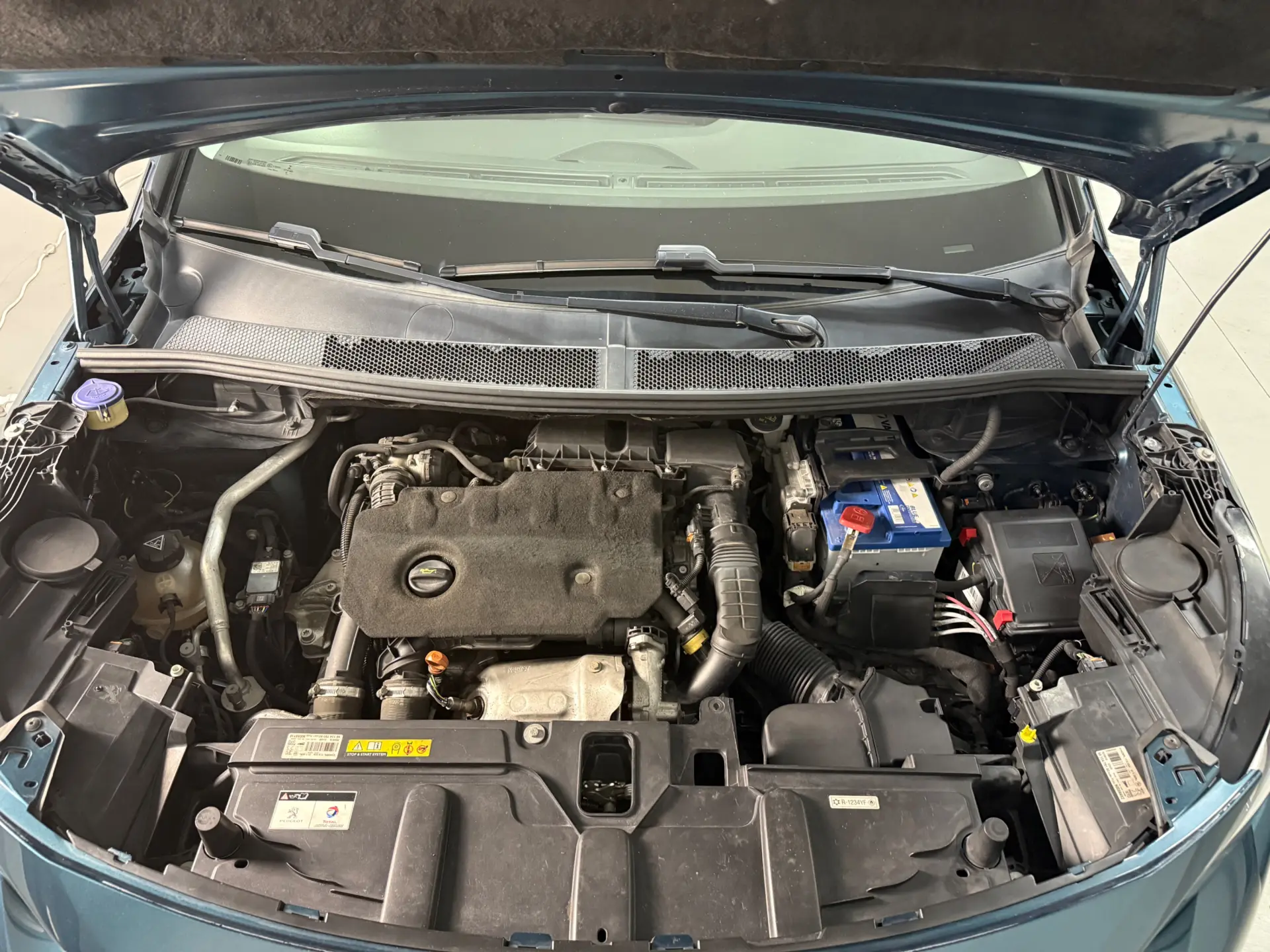 Peugeot 5008 BlueHDI 130 EAT8 Active Business-Pack 20