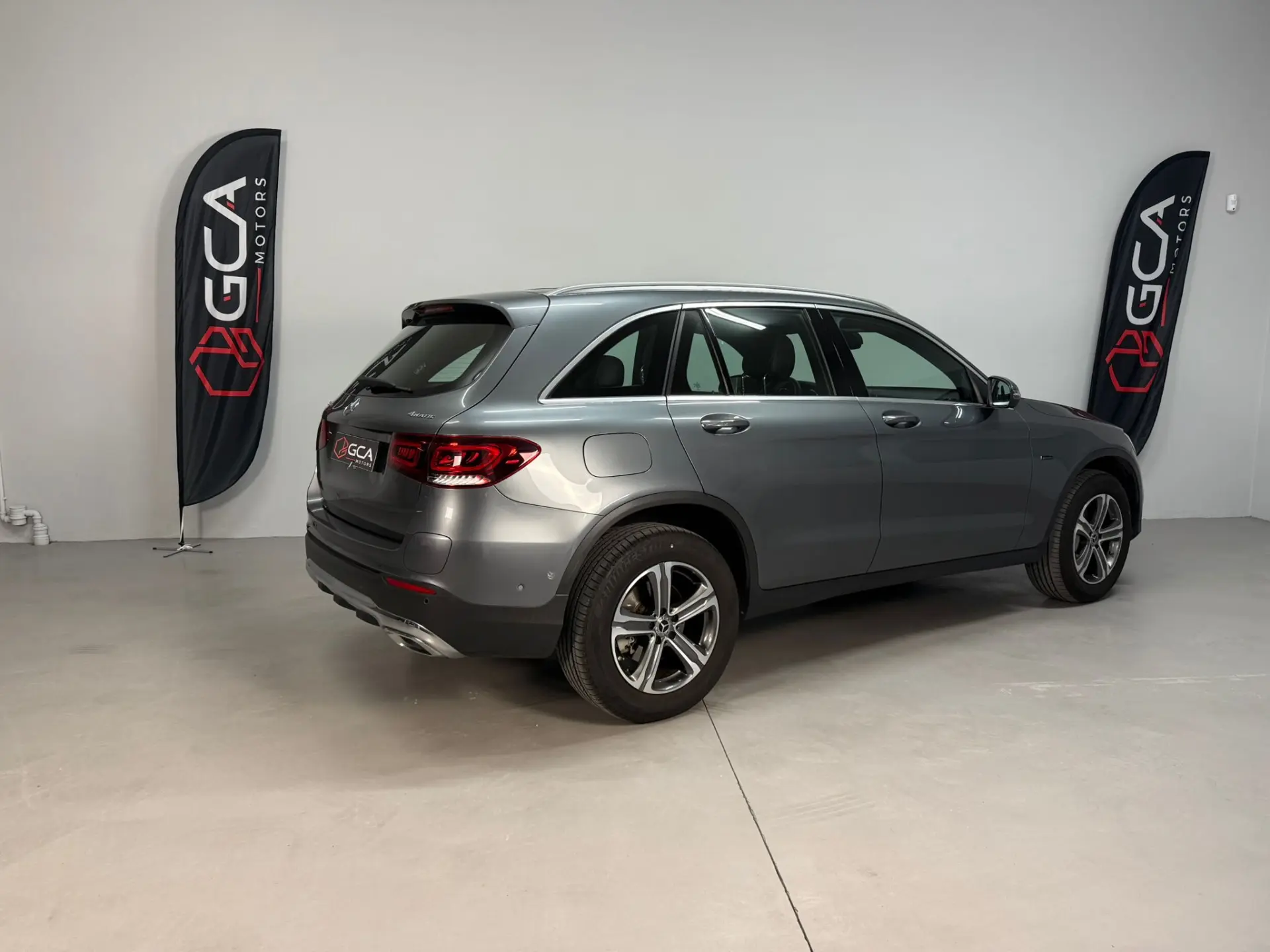 Mercedes-Benz GLC 300 de 4Matic 9G-TRONIC 4