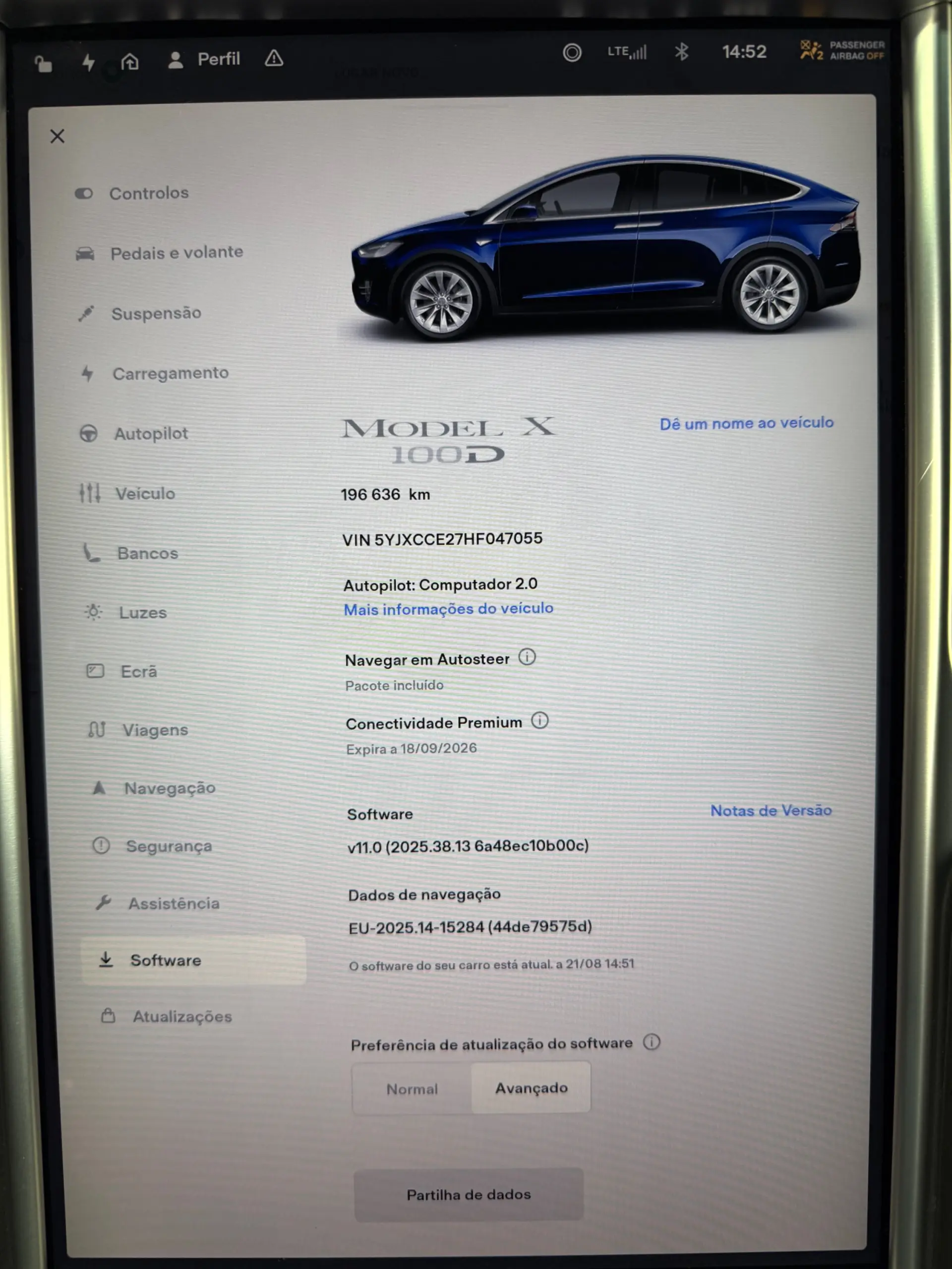 Tesla Model X 100D 10