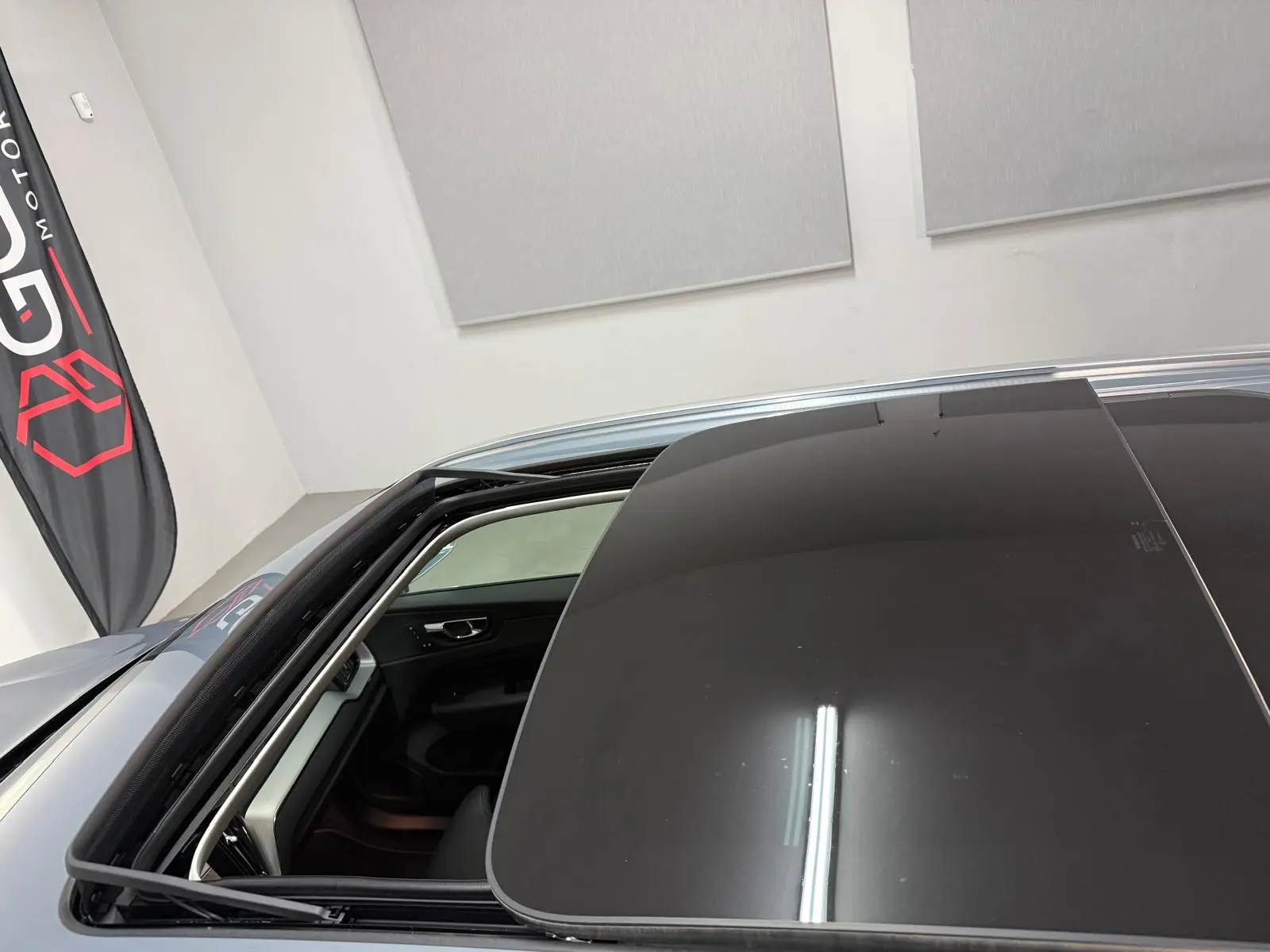 Volvo XC 60 2.0 T8 PHEV Plus Bright AWD 27