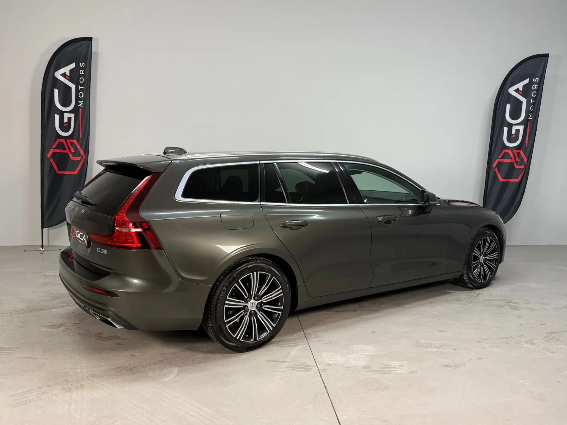 Volvo V60 2.0 D3 Inscription 4