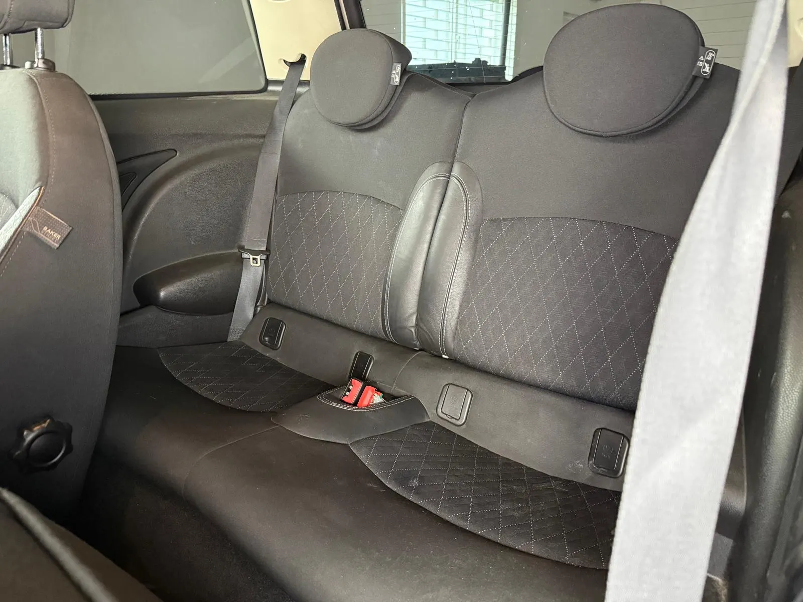 MINI 3 Portas One D Baker Street 17