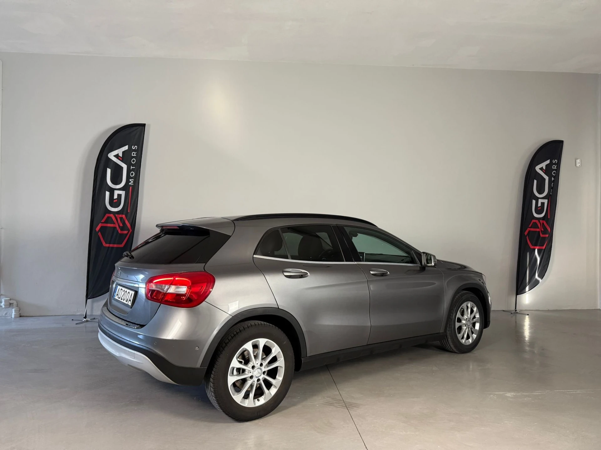 Mercedes-Benz GLA 180 180 d 4