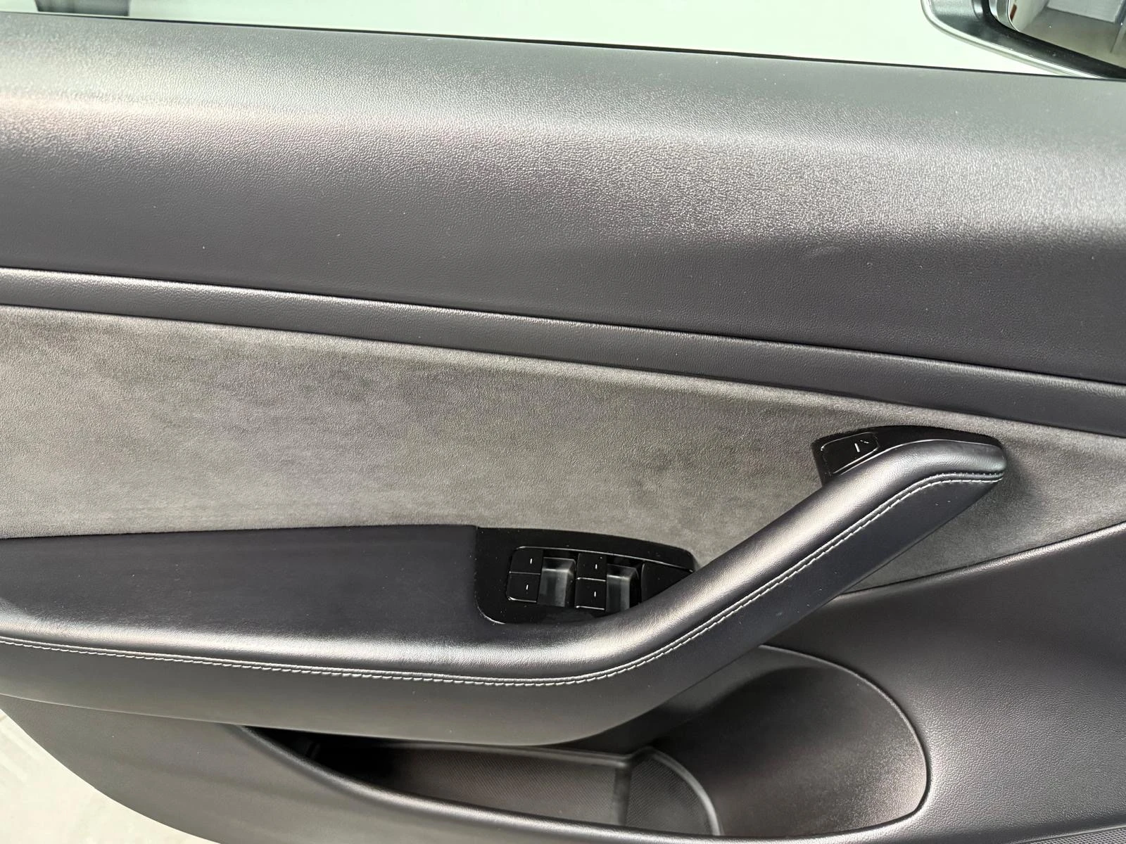 Tesla Model 3 Long Range Tracao integral 12