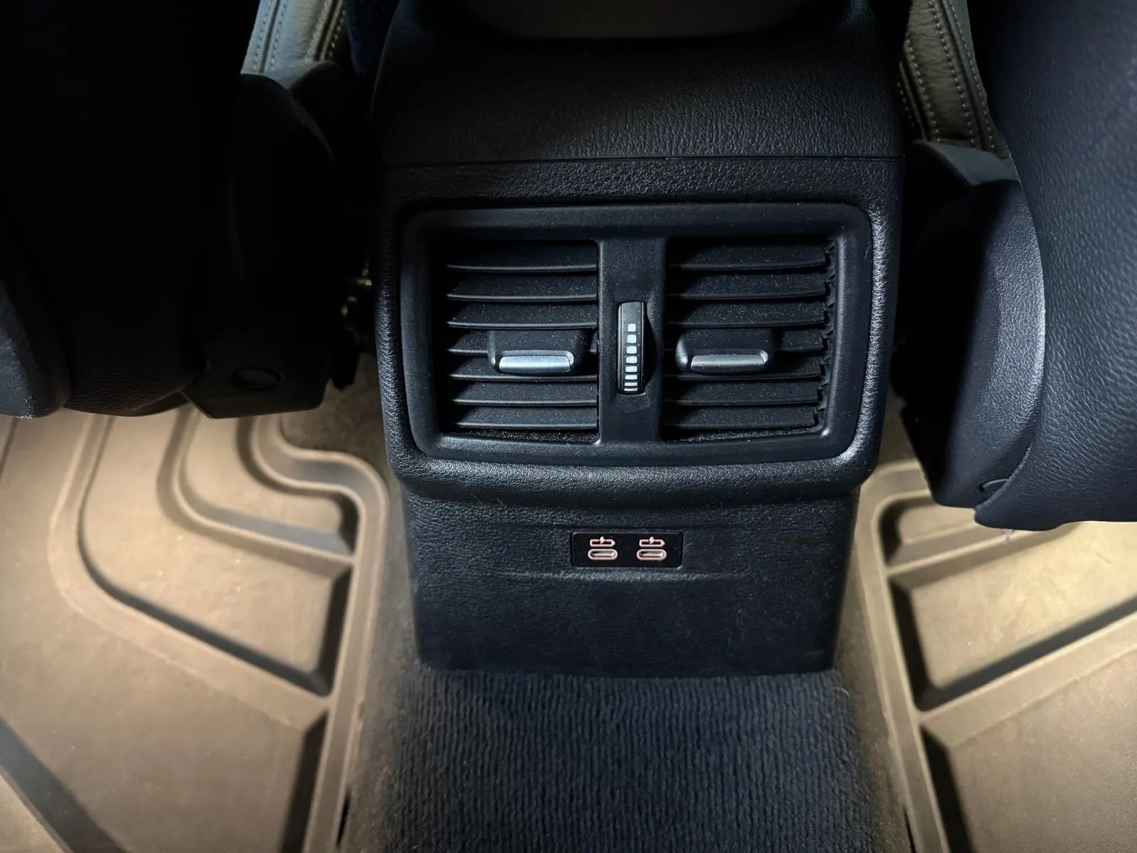 BMW X1 16 d sDrive Auto xLine 20