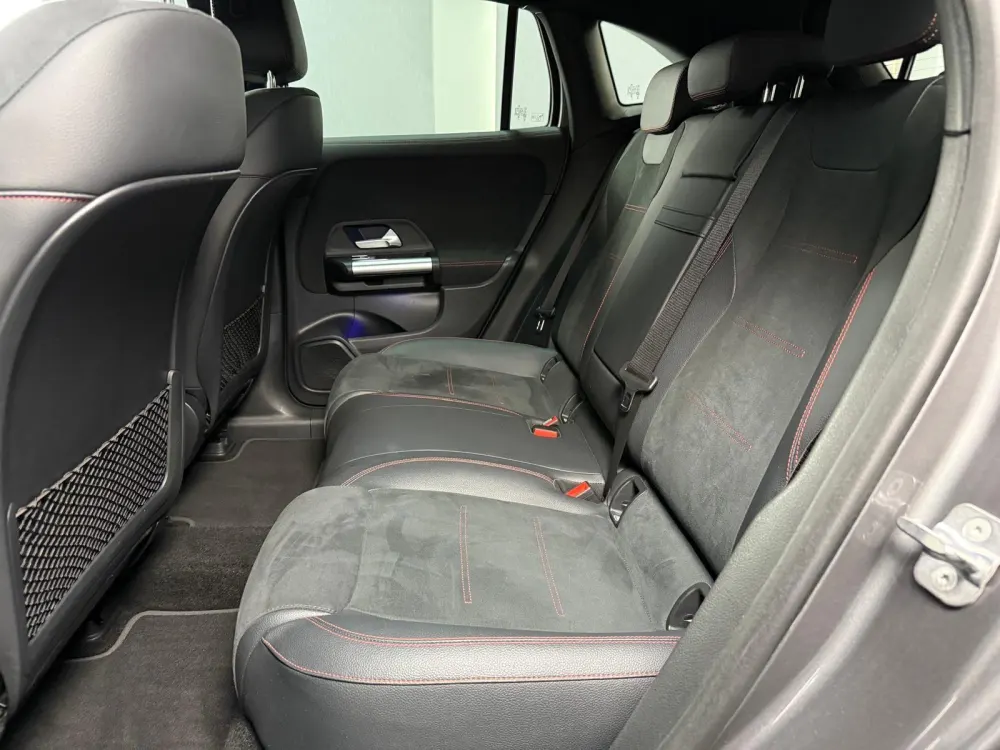 Mercedes-Benz EQA 250 AMG Line 16