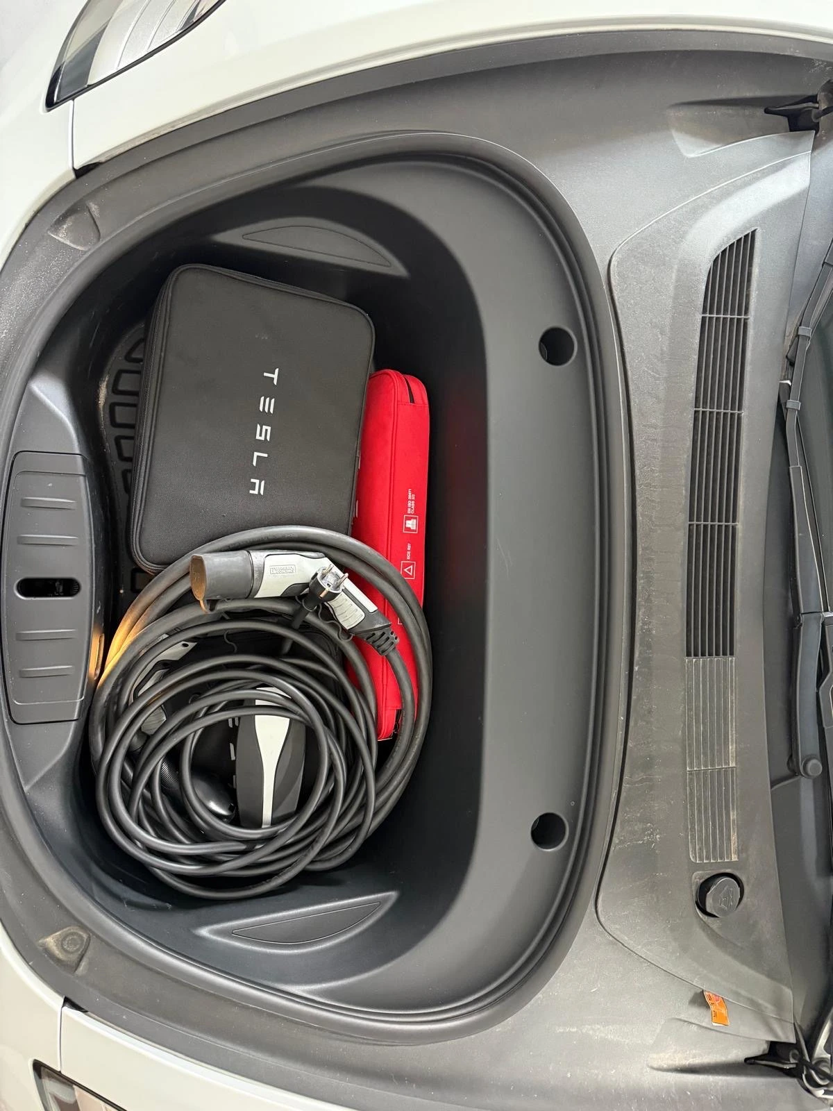Tesla Model 3 Long Range Tracao integral 18