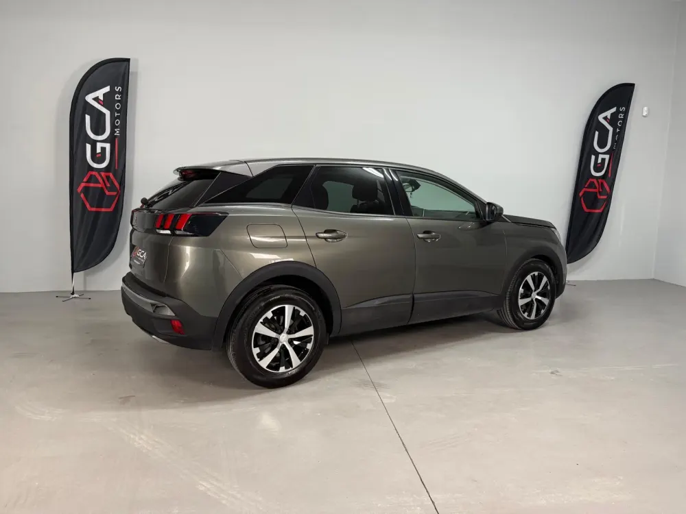Peugeot 3008 1.2 PureTech Allure EAT8 3
