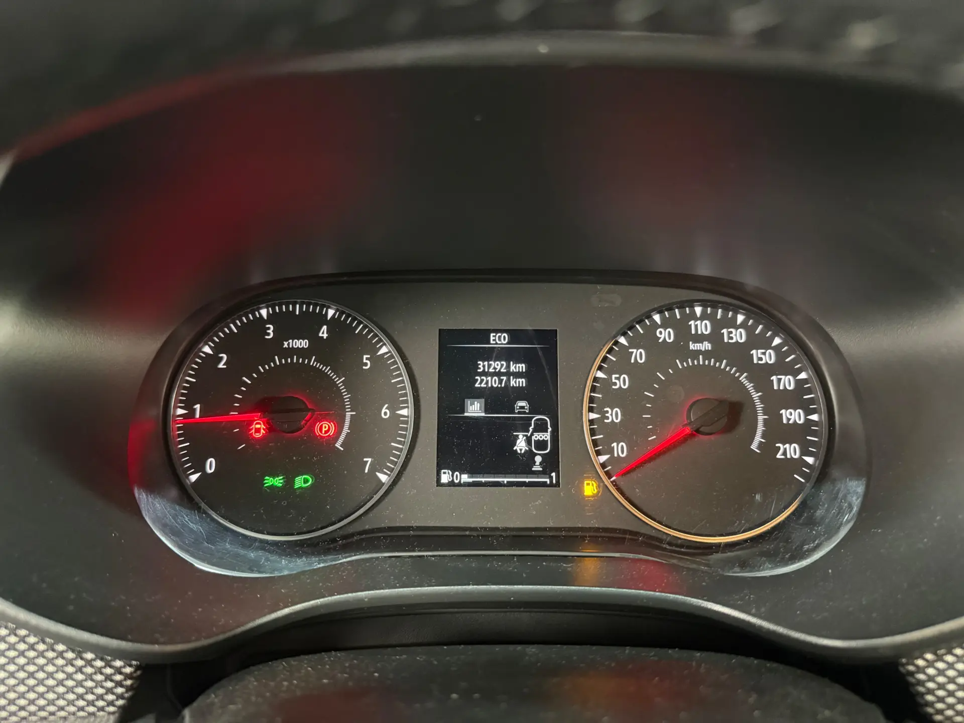 Dacia Sandero 1.0 SCe Essential 5