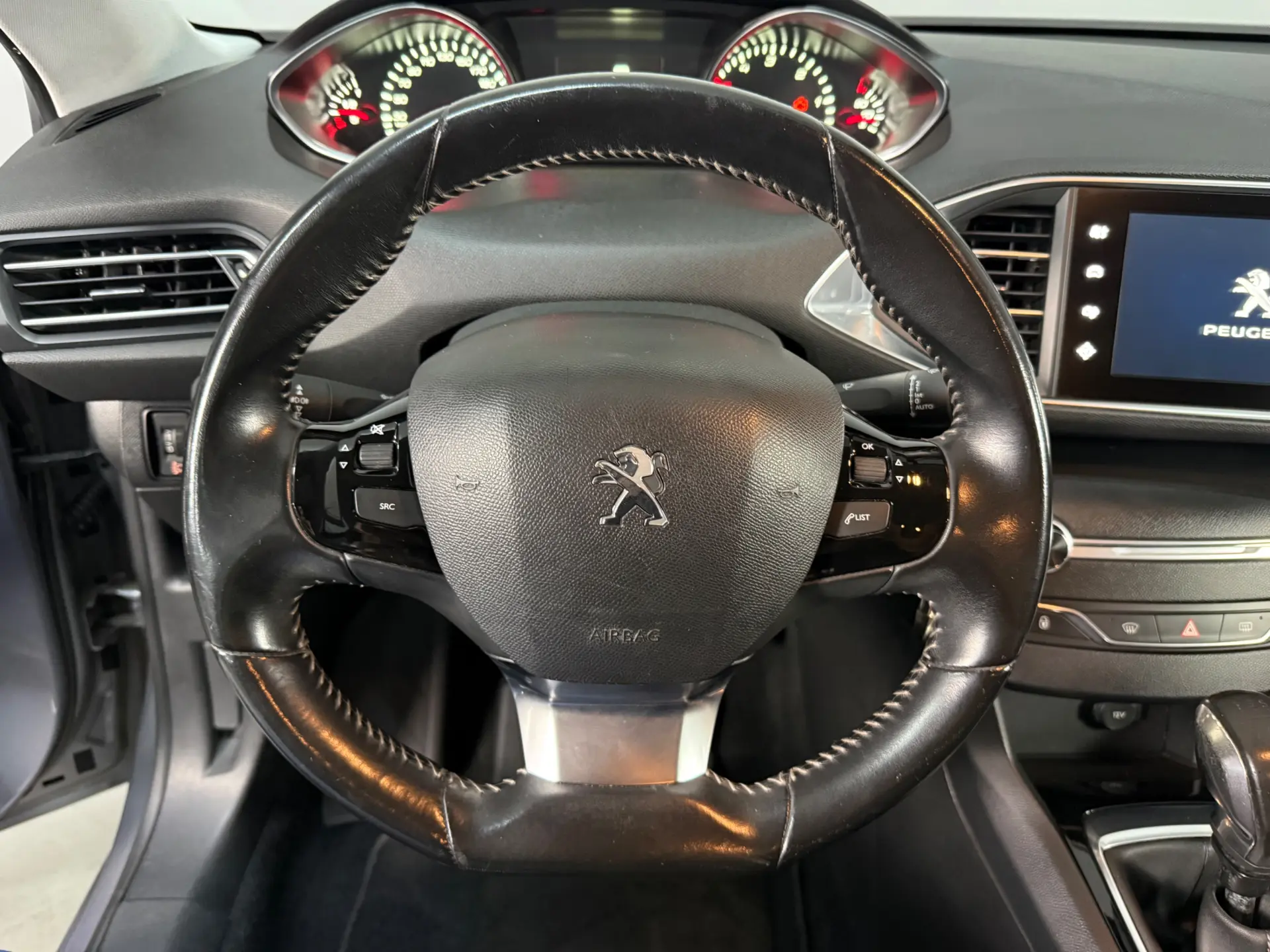Peugeot 308 SW 1.6 BlueHDi Allure 6
