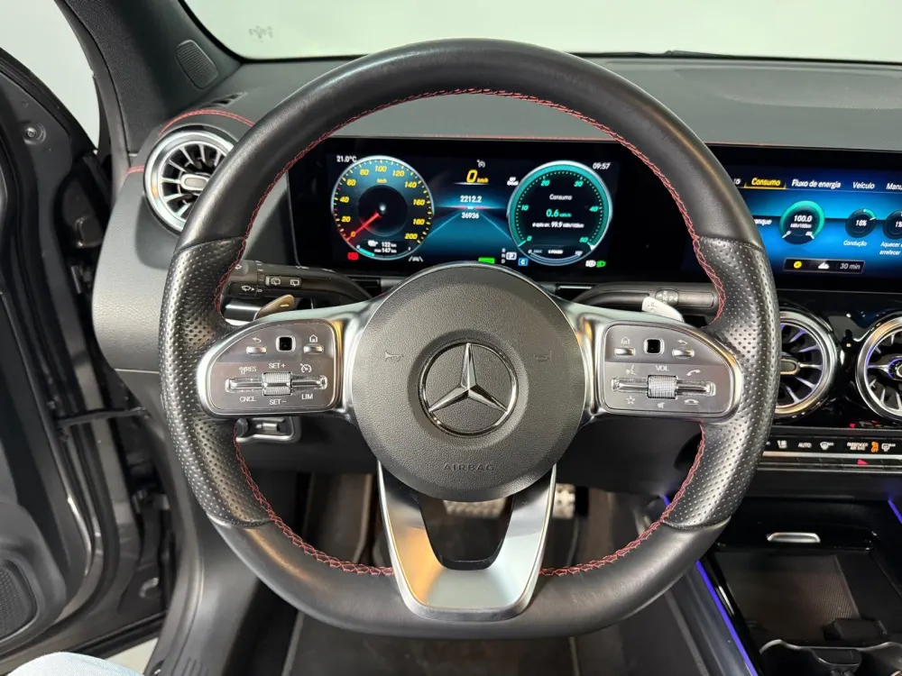Mercedes-Benz EQA 250 AMG Line 6