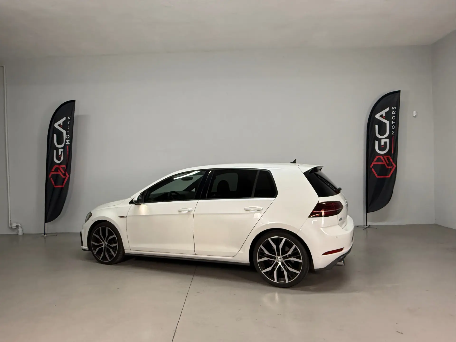Volkswagen Golf GTI (BlueMotion ) DSG 4