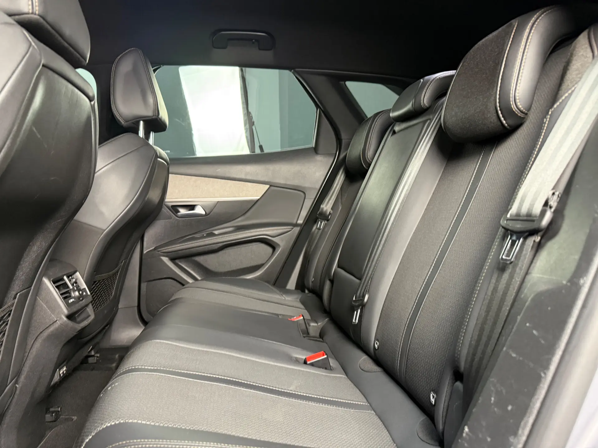 Peugeot 3008 1.2 PureTech GT EAT8 15