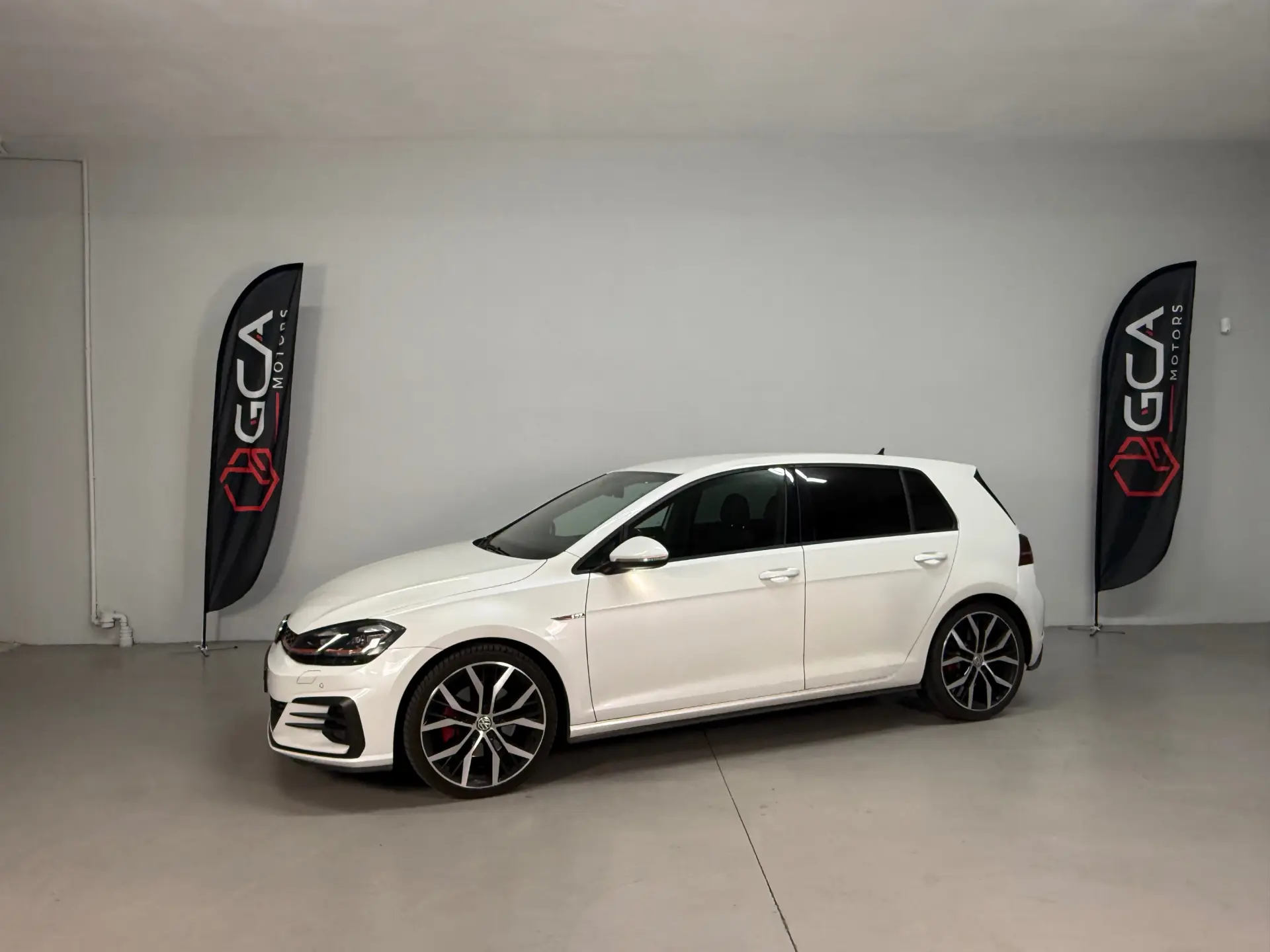 Volkswagen Golf GTI (BlueMotion ) DSG 1