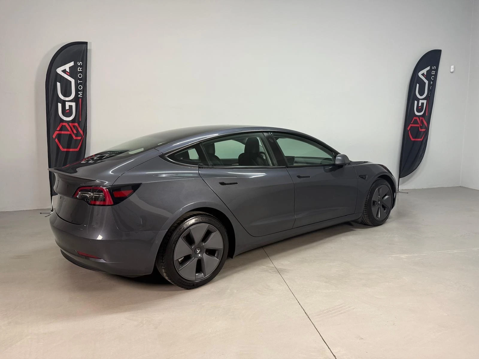 Tesla Model 3 long range tracao integral 3