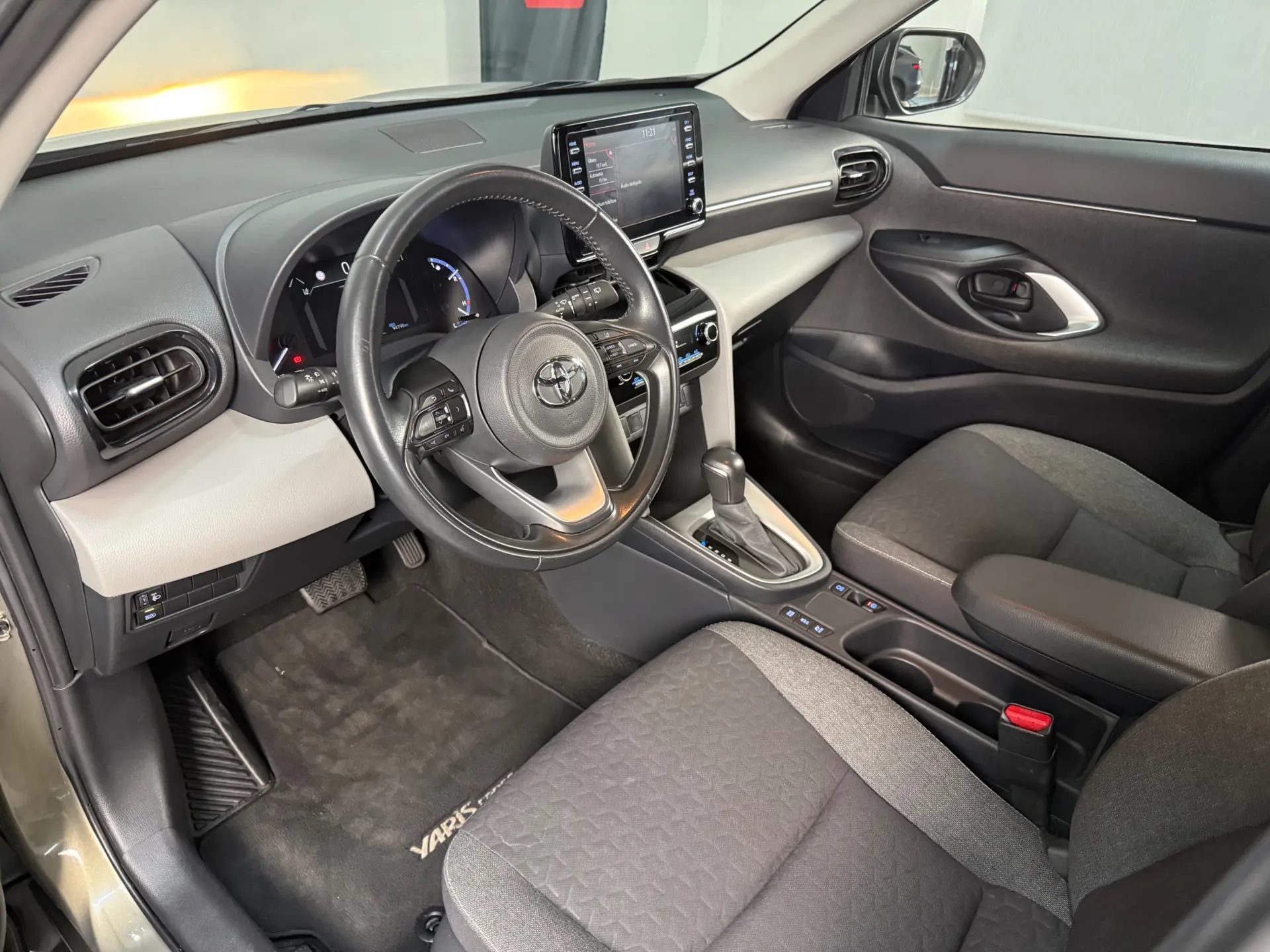 Toyota Yaris Cross 1.5 HDF Comfort 11