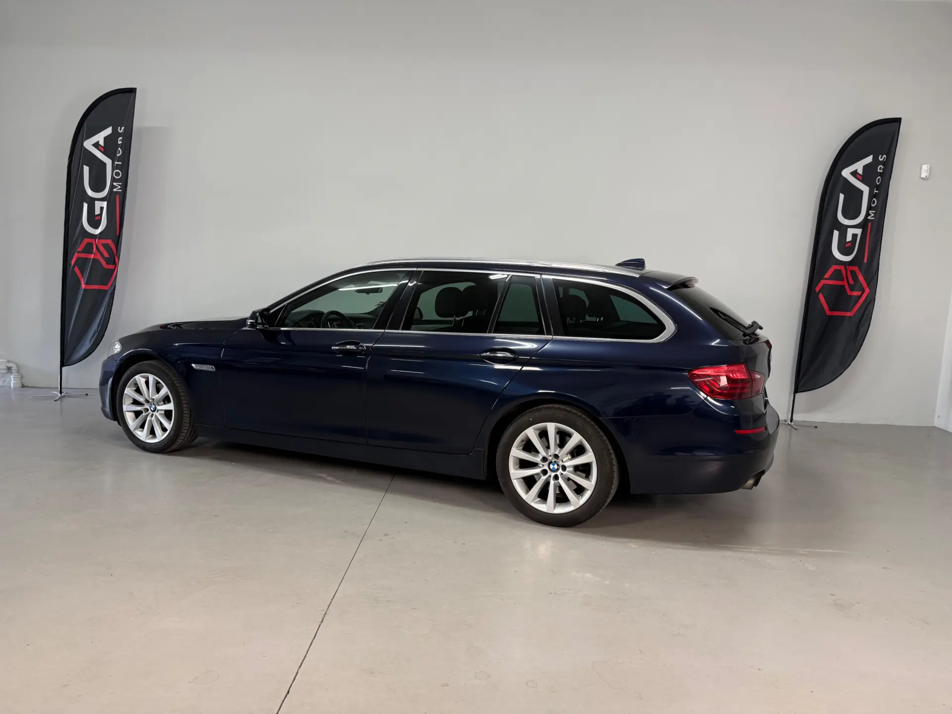 BMW 520 d Line Luxury Auto 3