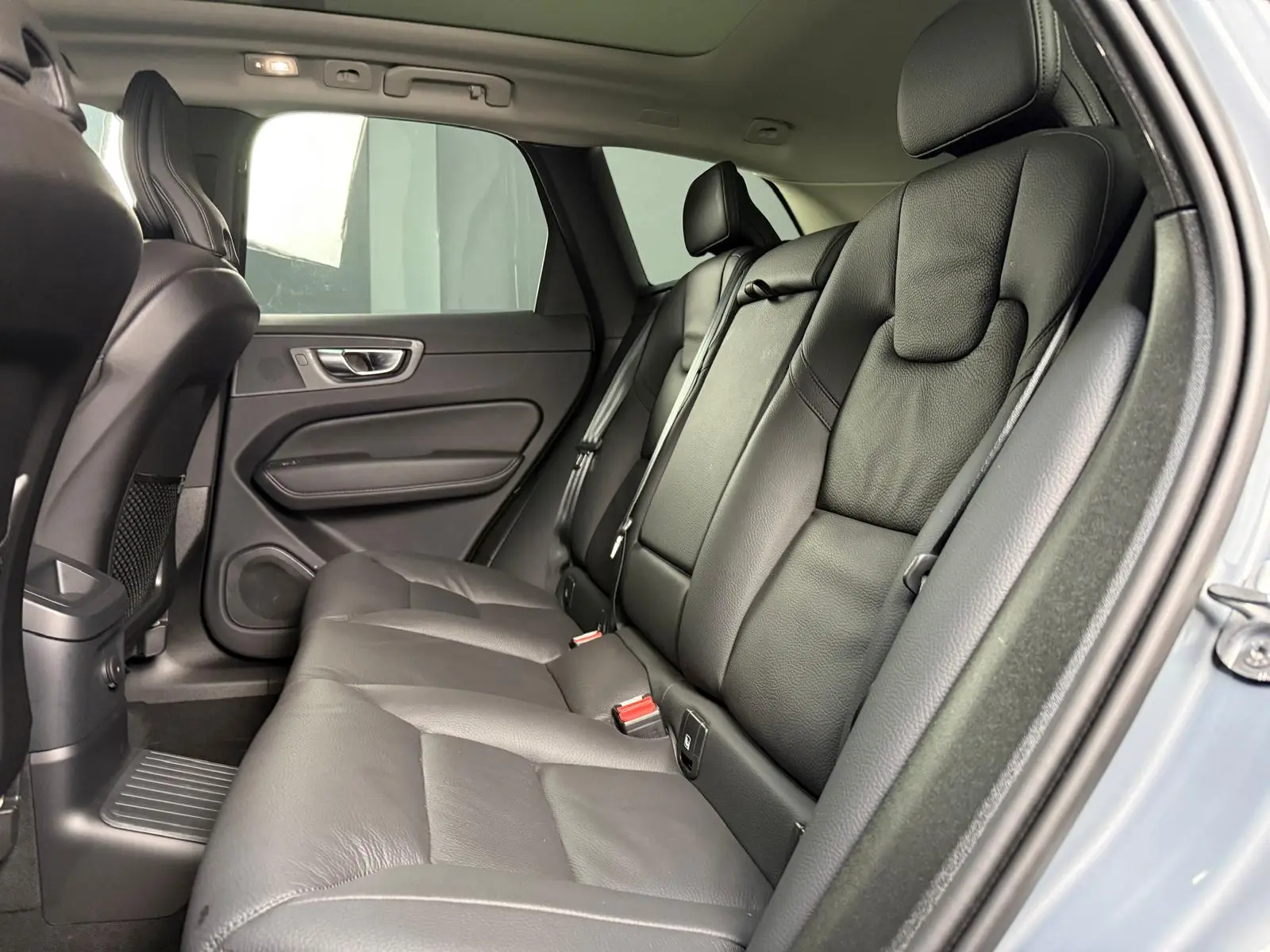 Volvo XC 60 2.0 T8 PHEV Plus Bright AWD 19