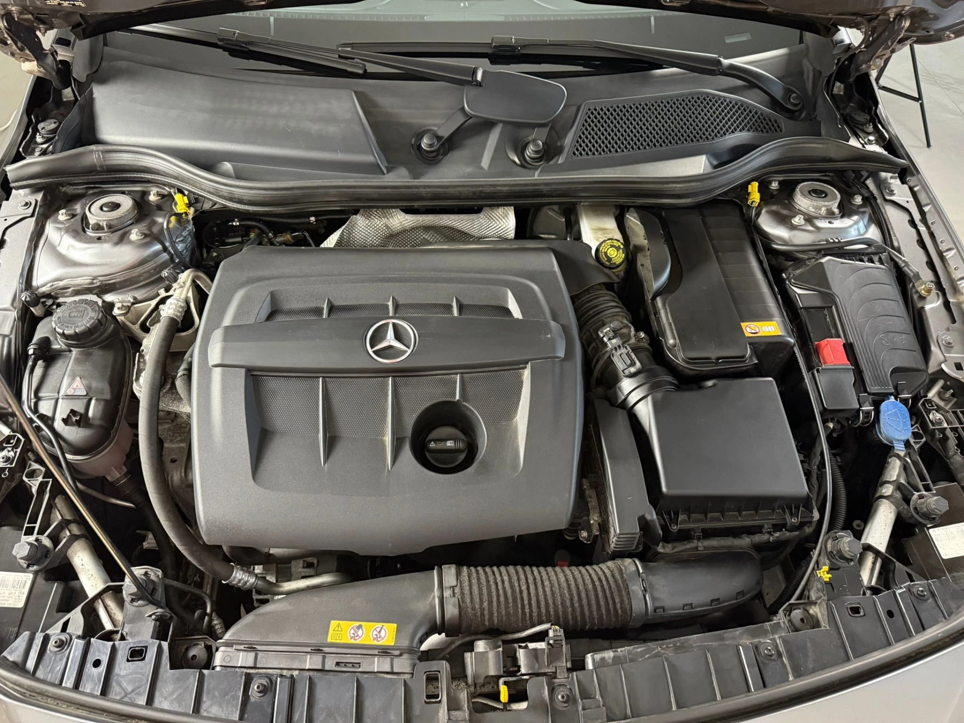 Mercedes-Benz GLA 180 180 d 16