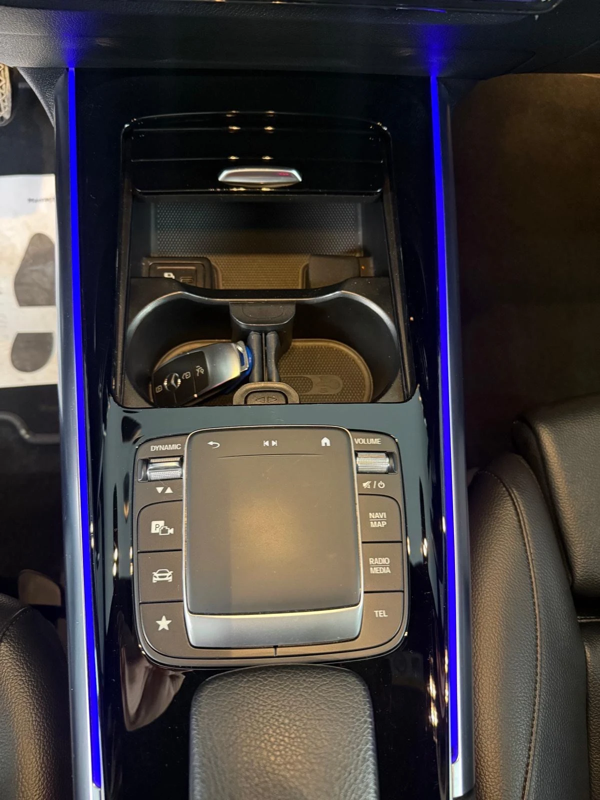 Mercedes-Benz EQA 9