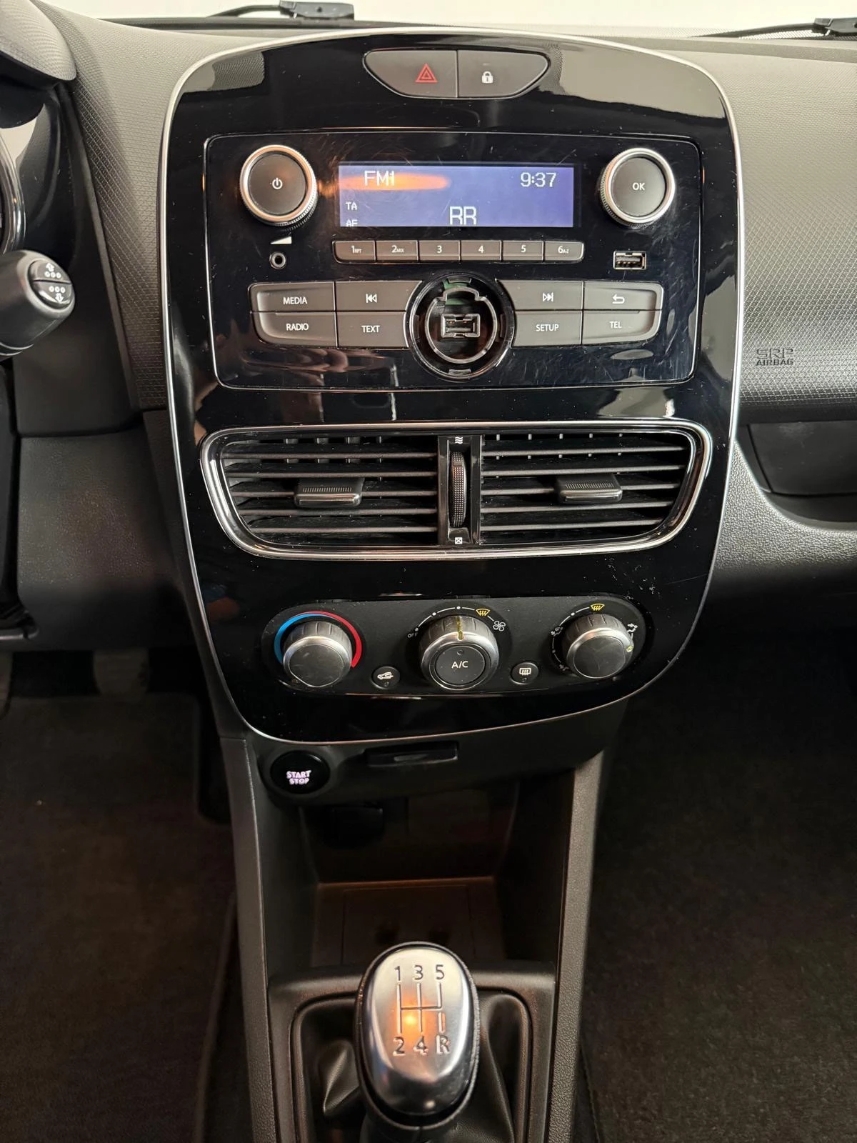 Renault Clio 1.5 dCi Zen 8