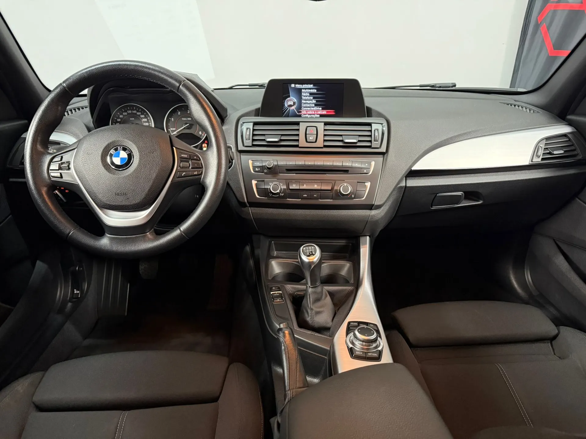 BMW 116 d EDynamics Line Sport 17