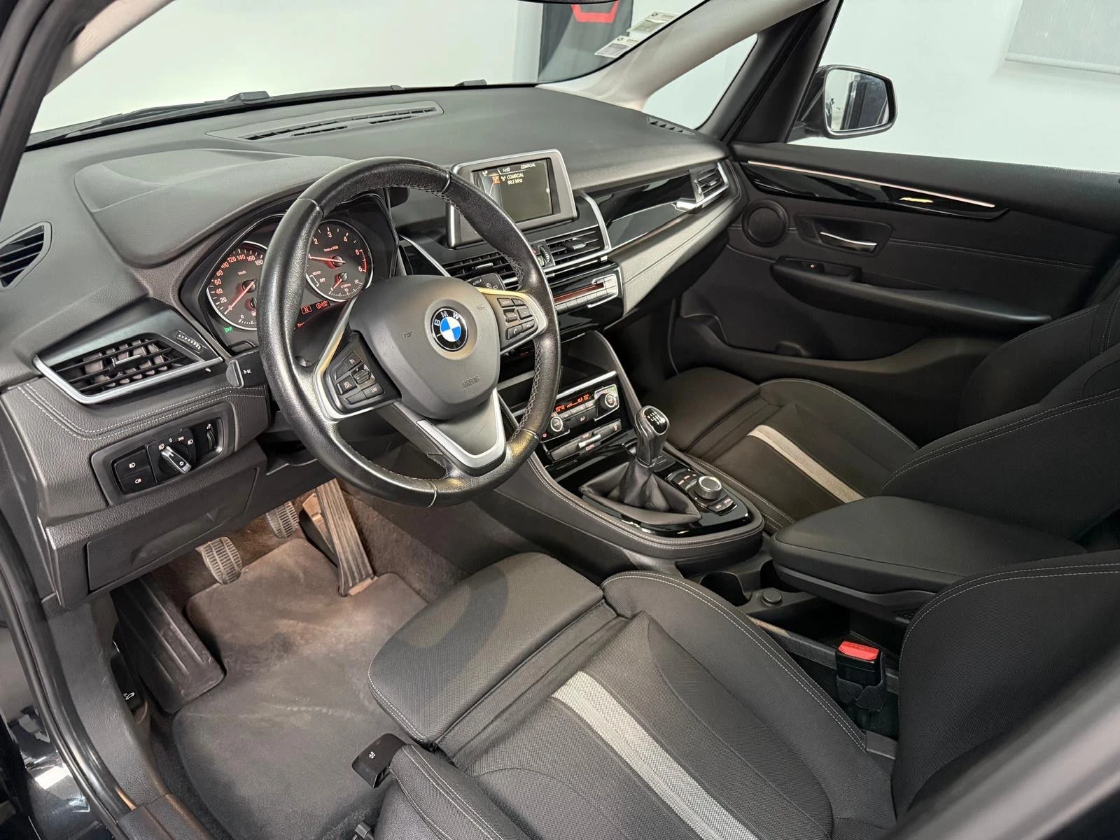 BMW 216 Active Tourer 216d Sport 11
