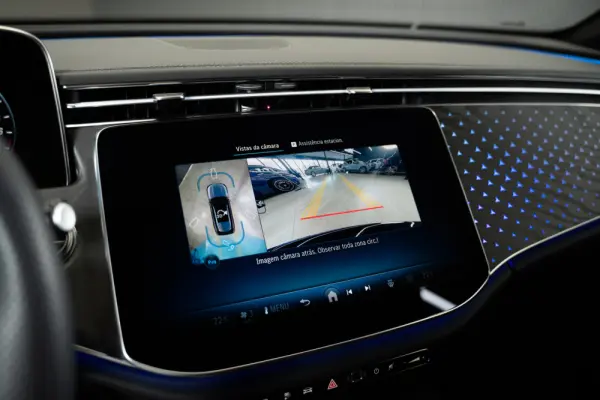 Mercedes-Benz E 300 e Station 29