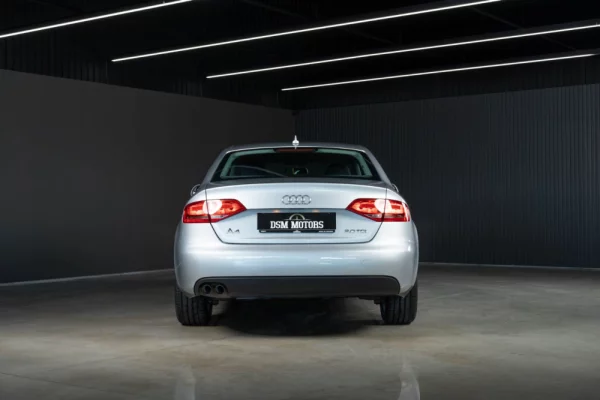 Audi A4 2.0 TDI Exclusive 4