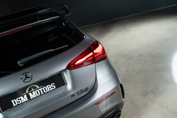 Mercedes-Benz A 45 AMG S 4Matic+ 14