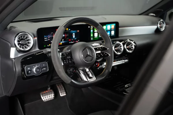Mercedes-Benz A 45 AMG S 4Matic+ 23