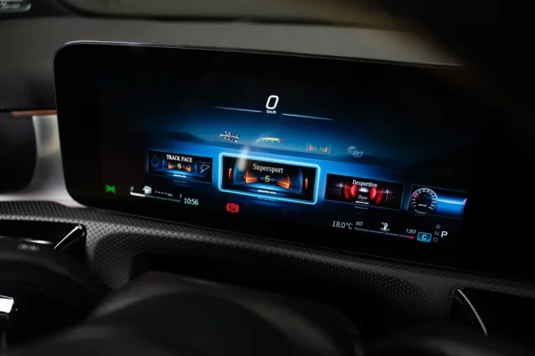 Mercedes-Benz A 45 AMG S 4Matic+ 32