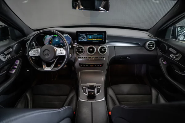 Mercedes-Benz C 300 e AMG Line 39