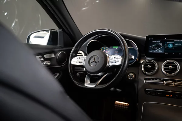 Mercedes-Benz C 300 e AMG Line 40