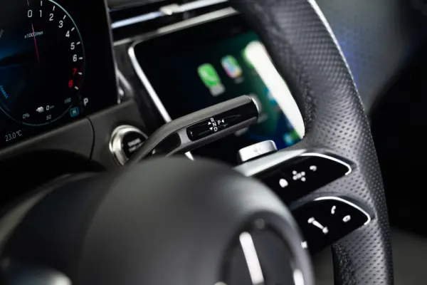 Mercedes-Benz E 300 e Station 23