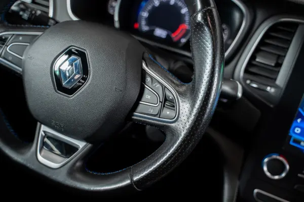 Renault Mégane Sport Tourer 1.5 Blue dCi GT Line 17