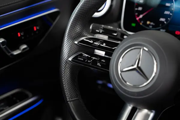 Mercedes-Benz CLE 200 9G-TRONIC Edition AMG Line 21
