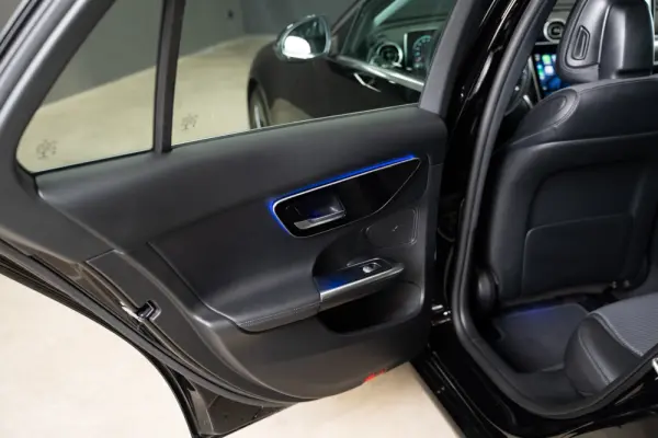 Mercedes-Benz C 220 Station d 9G-TRONIC Avantgarde 42