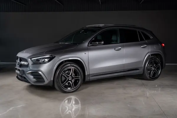 Mercedes-Benz GLA 250 e AMG Line 53