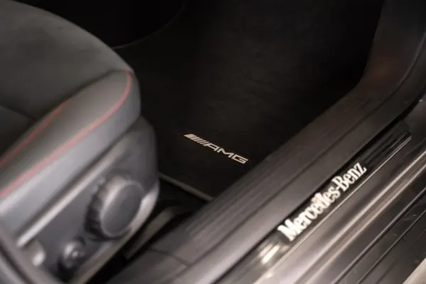 Mercedes-Benz CLA 250 e Shooting Brake AMG Line 40