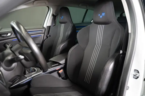Renault Mégane Sport Tourer 1.5 Blue dCi GT Line 15