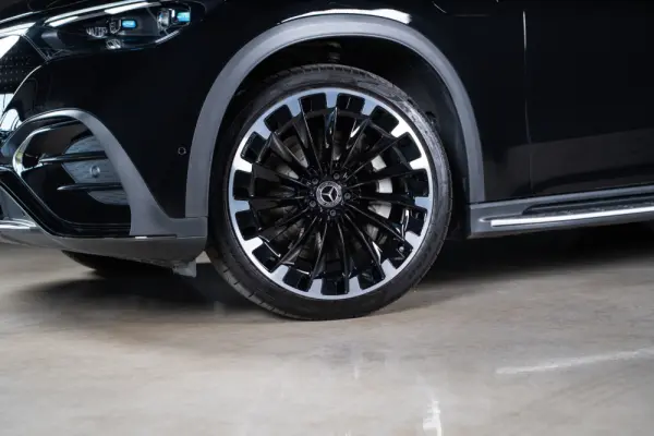 Mercedes-Benz EQE SUV 350+ AMG Line Premium 8
