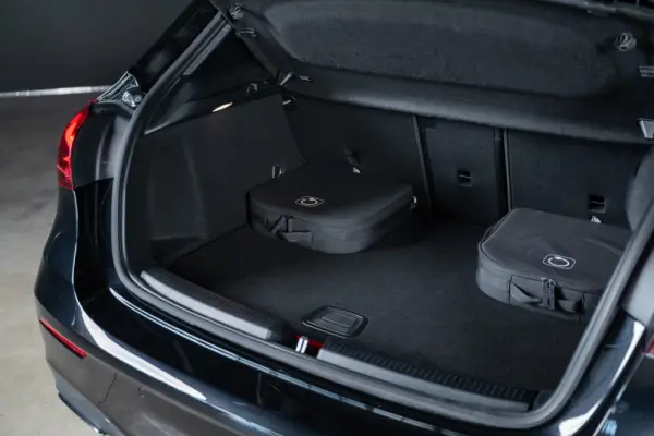 Mercedes-Benz A 250 e 8G-DCT AMG Line 47