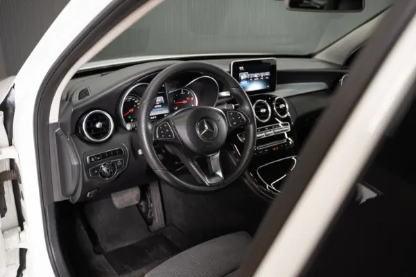Mercedes-Benz C 250 CDi Avantgarde BE 136g Aut. 19