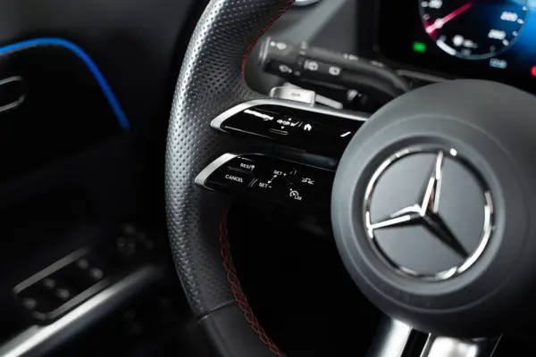 Mercedes-Benz GLA 250 e AMG Line 21