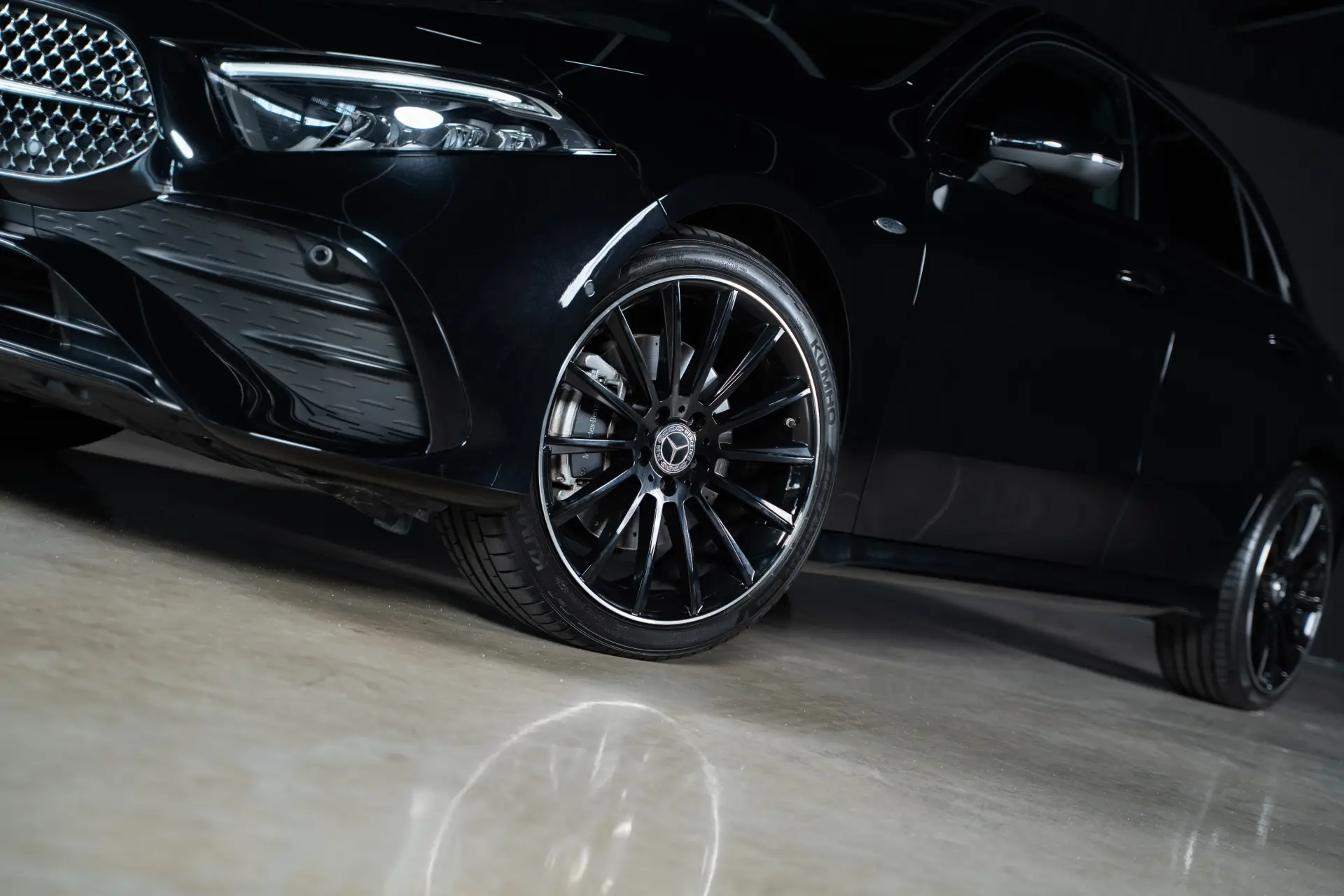 Mercedes-Benz A 250 e 8G-DCT AMG Line 7
