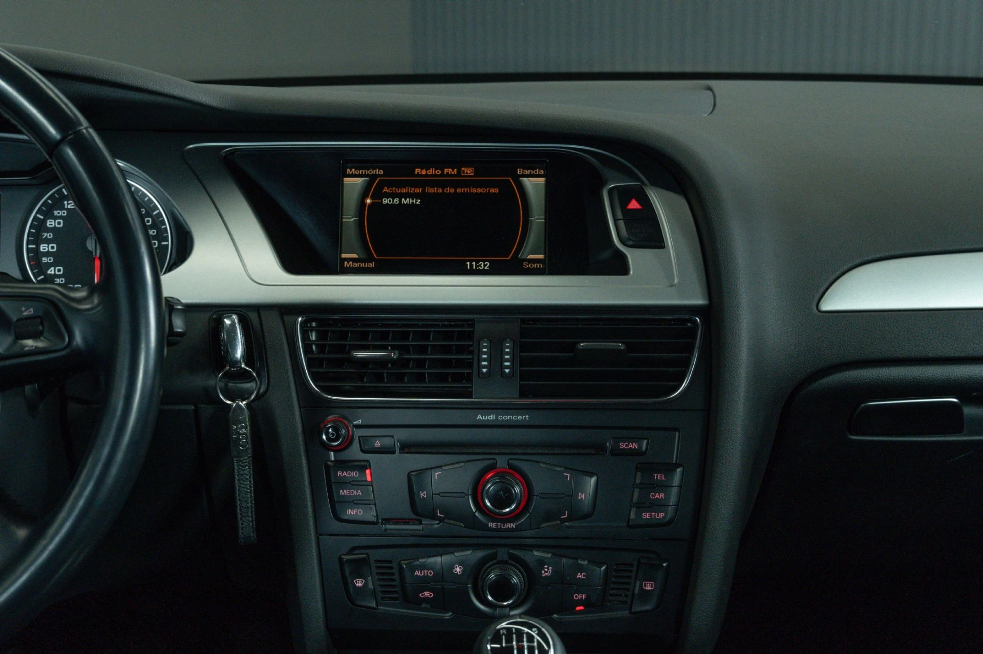Audi A4 2.0 TDI Exclusive 17