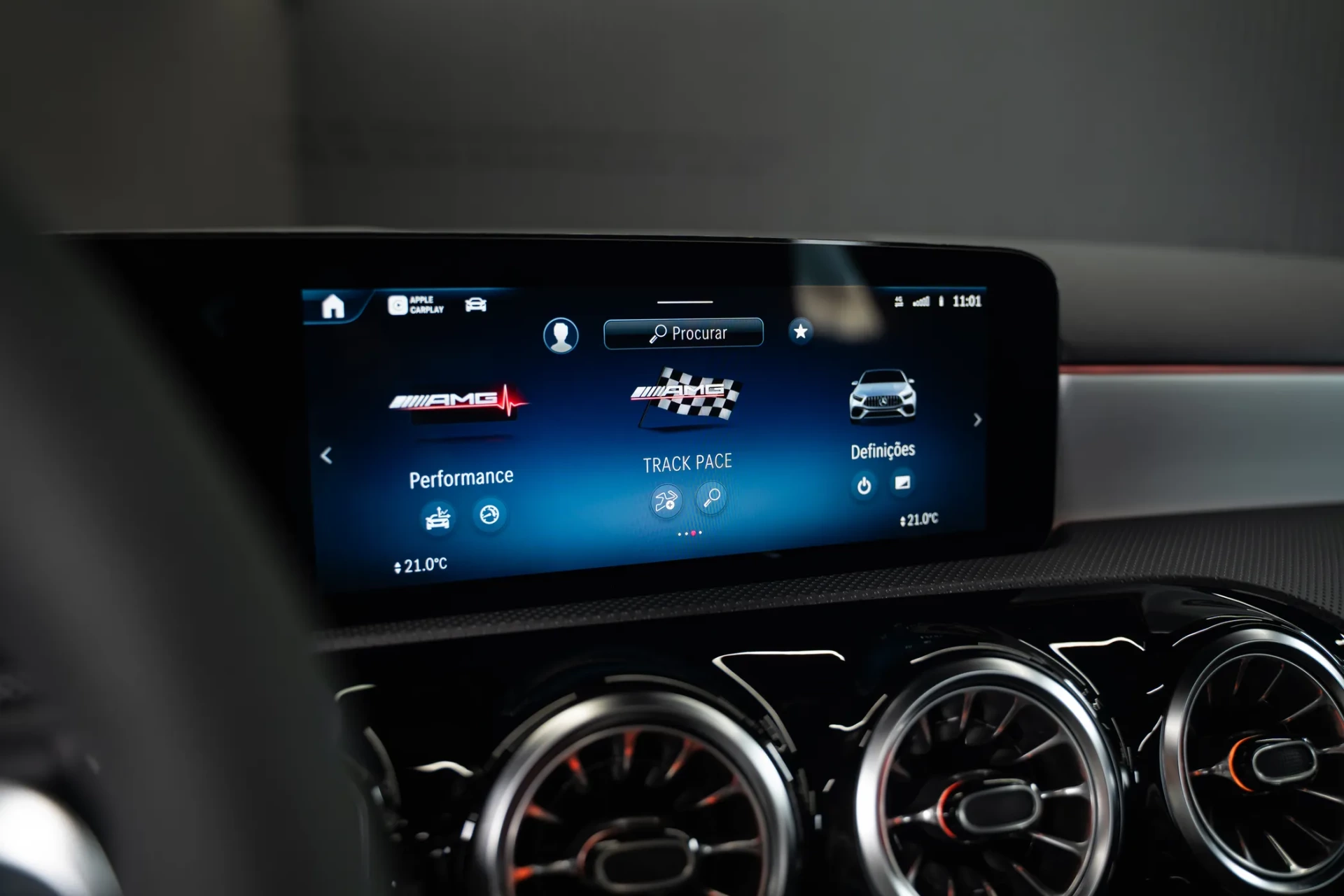 Mercedes-Benz A 45 AMG S 4Matic+ 38